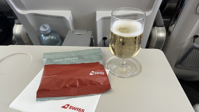 Vol LX2074 entre Genève et Porto : Mon test de la Business Class de SWISS