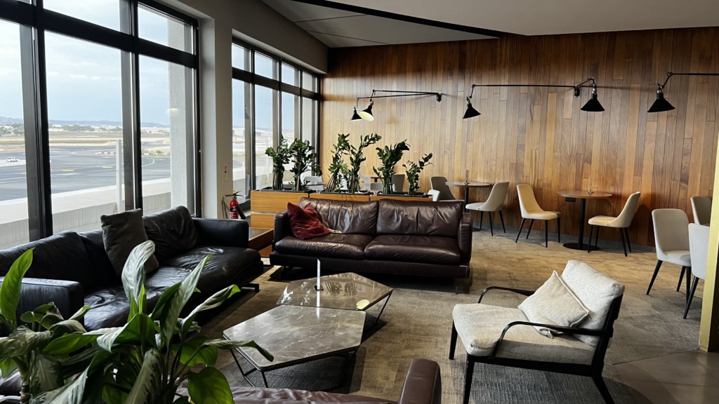 L'ambiance dans le lounge la Valette Club à Malte