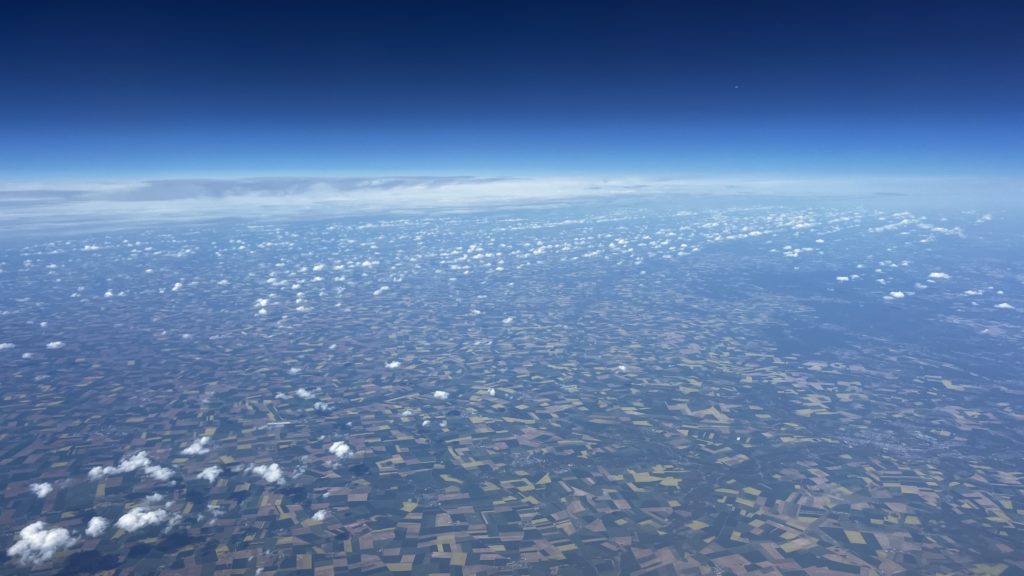 La vue sur l'Allemagne en Business Class sur le vol Lufthansa LH1142 entre Frankfurt (FRA) et Bilbao (BIO)