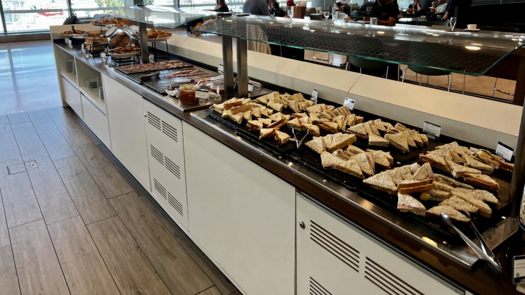 Le buffet au lounge Aena Sala Vip à Malaga (AGP)