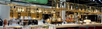 Un bar au Sheraton Frankfurt en Allemagne