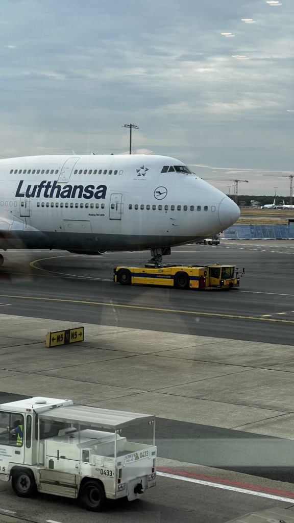 Un boeing 747-400 de Lufthansa à Frankfurt