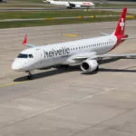 Un Embraer d'Helvetic à Zürich