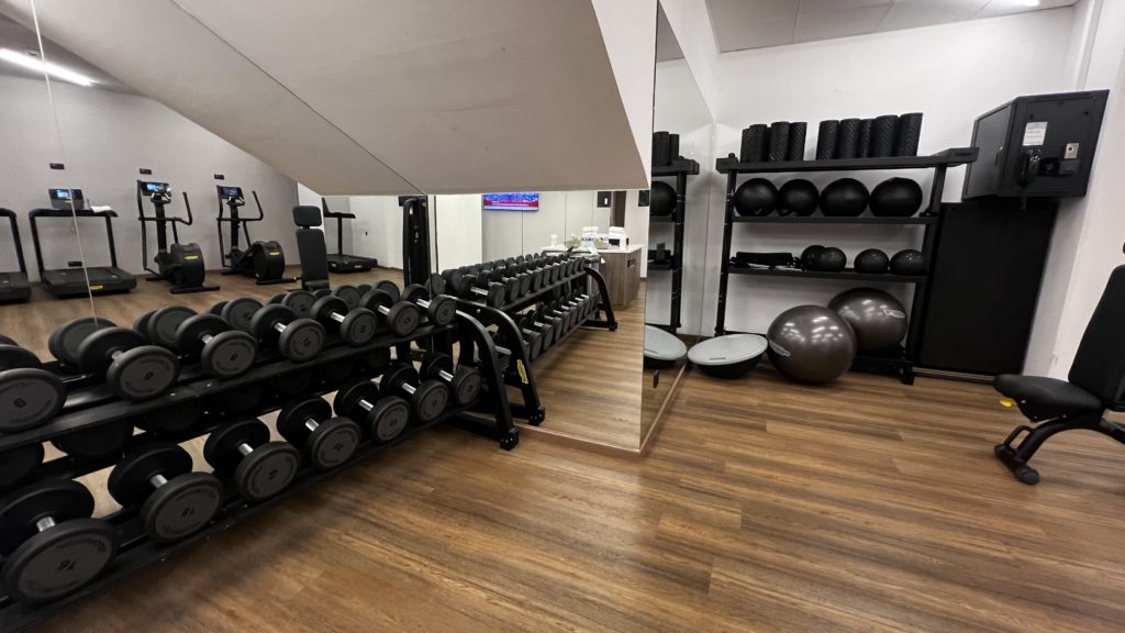 Le fitness à l'hôtel Sheraton Nice Airport, en France