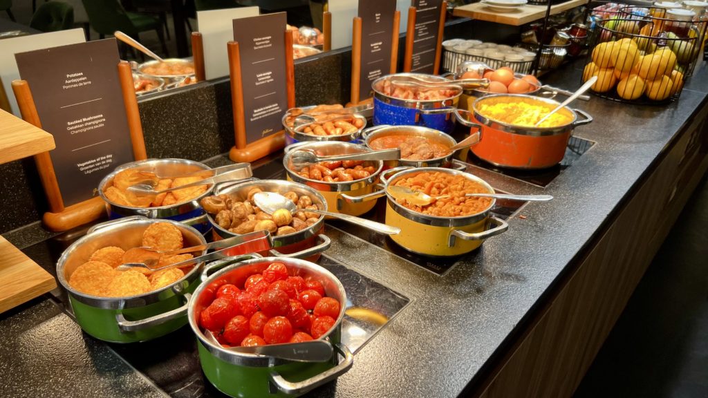Le buffet du petit déjeuner au Sheraton Brussels Airport Hotel
