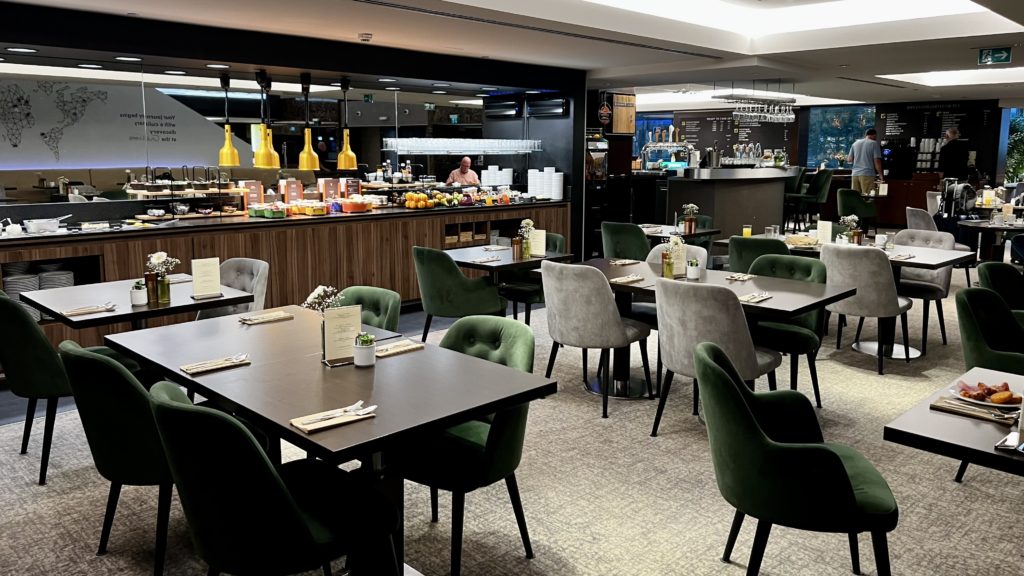 La salle du petit-déjeuner au Sheraton Brussels Airport Hotel