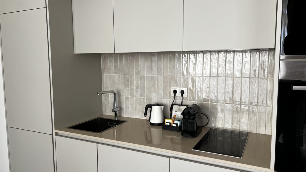 La cuisine de la suite au The Westin Salgados Beach Resort, Faro