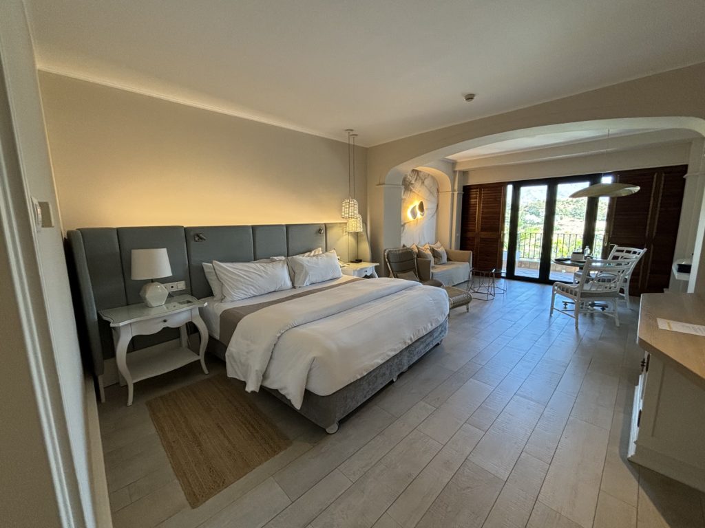 Une chambre au The Westin la Quinta à Marbella, en Espagne