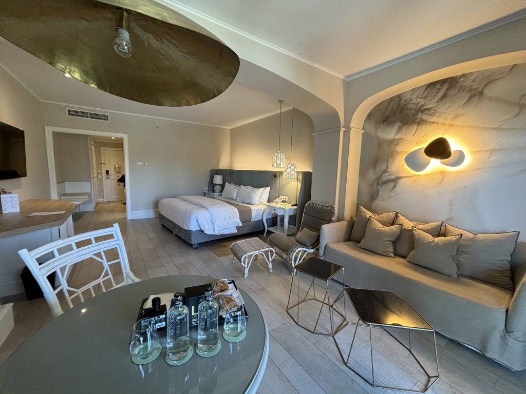 Une chambre au The Westin la Quinta à Marbella, en Espagne