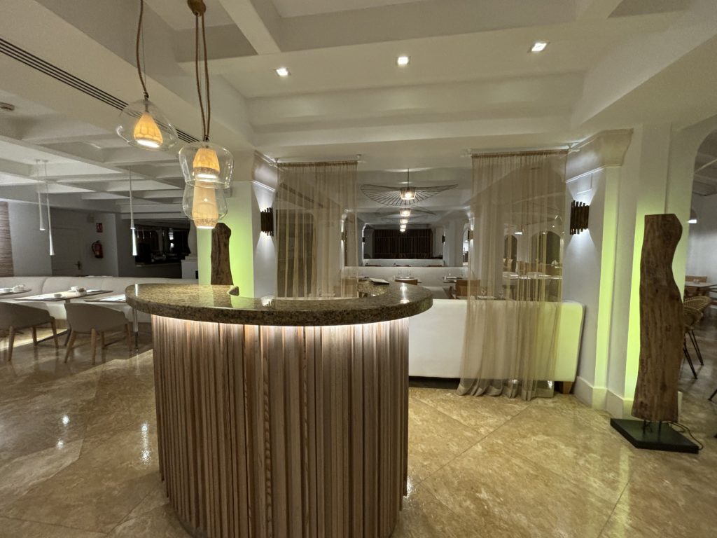 Le restaurant de l'hôtel au The Westin la Quinta à Marbella, en Espagne