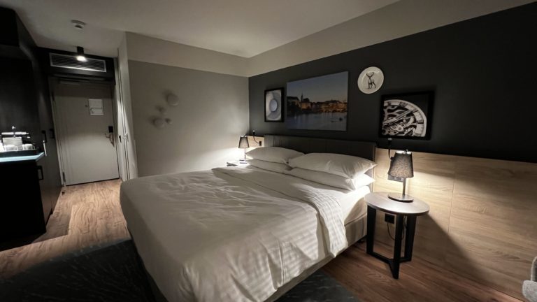 Une nuit au Basel Marriott Hotel : confort, service et petit-déjeuner de rêve