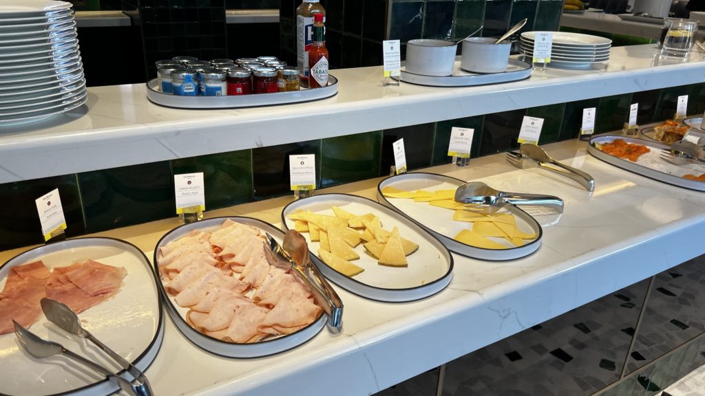 Un buffet au petit-déjeuner