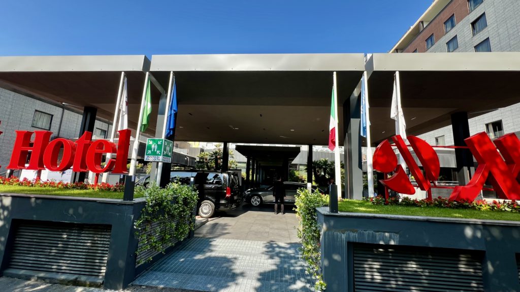 L'entrée du Milan Marriott Hotel