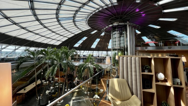 Test du Skyview Lounge by Aspire à Bâle-Mulhouse (BSL) : vaut-il le détour ?